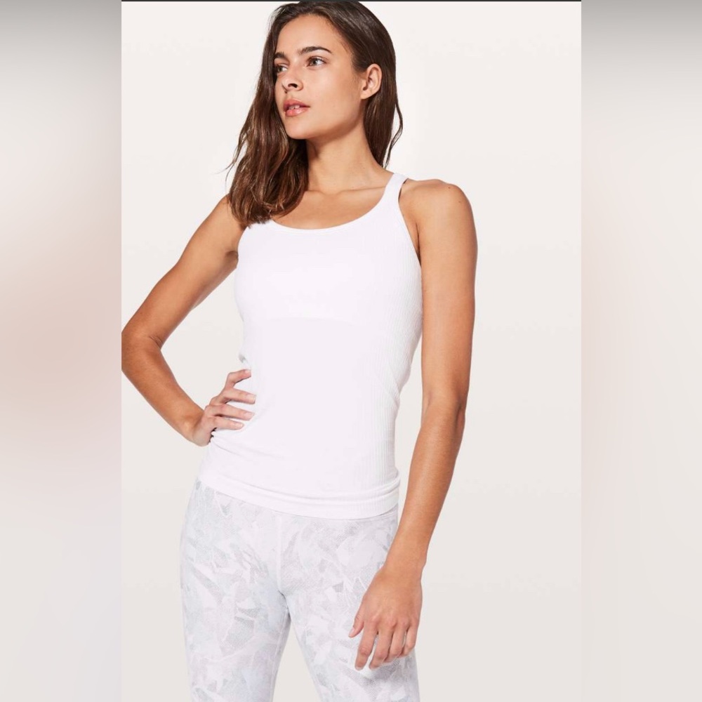 *EUC Lululemon Ebb to Street Racerback Tank